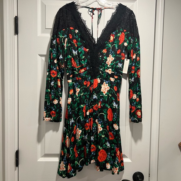 NWT Anthropologie Lacy V-Neck Mini Dress, Size 2 - Picture 8 of 14